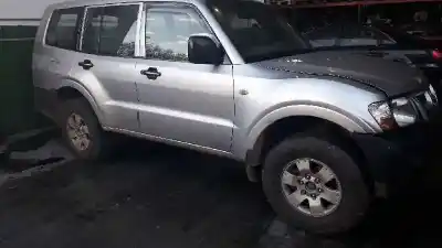 Scrapping Vehicle mitsubishi montero (v60/v70) 3.2 di-d all-four of the year 2004 powered 4m41