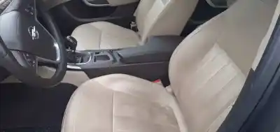 Véhicule à la ferraille opel insignia berlina cosmo de l'année 2009 alimenté a20dth