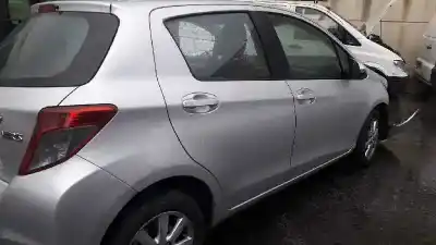 Sloopvoertuig toyota yaris city van het jaar 2013 aangedreven 1kr