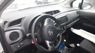 Sloopvoertuig toyota yaris city van het jaar 2013 aangedreven 1kr