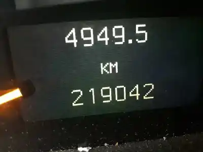 Здавання транспортного засобу mercedes-benz clase s (w220) berlina 500 (220.075) року 1999 потужний m113960
