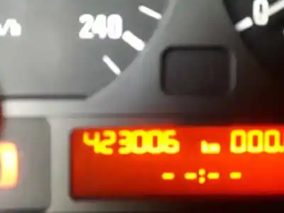 Sloopvoertuig bmw serie 3 touring (e46) 320d van het jaar 2004 aangedreven 204d4