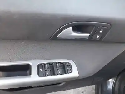 Veículo de Sucata volvo s40 berlina 1.6 diesel cat do ano 2008 alimentado d4164t