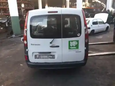 Véhicule à la ferraille renault kangoo expression profesional de l'année 2008 alimenté k9k802