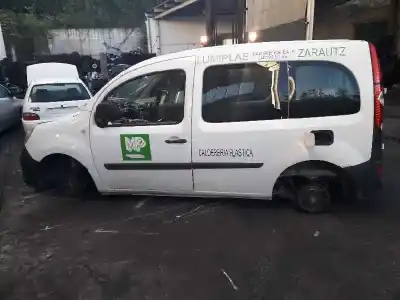 Véhicule à la ferraille renault kangoo expression profesional de l'année 2008 alimenté k9k802