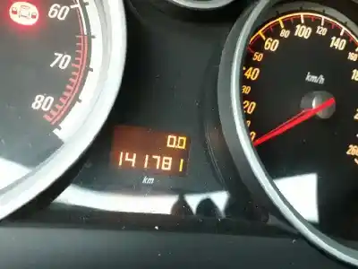 Véhicule à la ferraille opel astra gtc sport de l'année 2005 alimenté z18xe