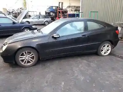 Scrapping Vehicle mercedes                                           clase c (w203)                                                                                                                                                                                                                                             c 180 (203.035)                                                                                                                                                                                                                                            of the year 2001 powered 111951