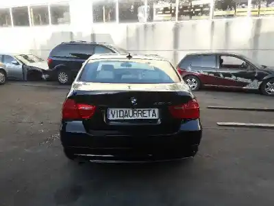 Veículo de Sucata bmw serie 3 berlina (e90) 320d do ano 2011 alimentado n47d20c