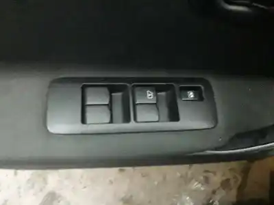 Veicolo di demolizione nissan qashqai (j10) tekna dell'anno 2009 alimentato m9r eur04