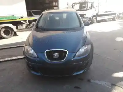 Verschrottungsfahrzeug SEAT TOLEDO (5P2) 1.9 TDI des Jahres 2005 angetrieben BJB