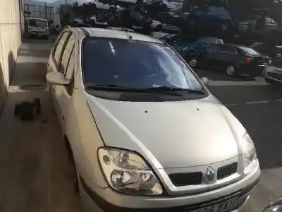 Sloopvoertuig renault scenic (ja..) 1.9 dci authentique van het jaar 2002 aangedreven f9qk7