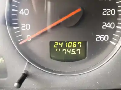 Здавання транспортного засобу VOLVO S60 BERLINA 2.4 Diesel року 2005 потужний D5244T7