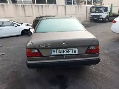 Hurda Aracı mercedes-benz clase e (w124) coupe ce 300 (124.050) yılın 1989 güçlü 103983