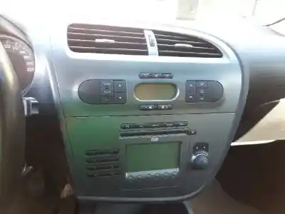 Здавання транспортного засобу seat leon (1p1) 1.9 tdi року 2006 потужний bxe