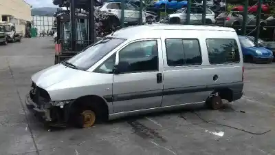 Scrapping Vehicle peugeot expert kasten komfort confort acristalato of the year 2004 powered rhz