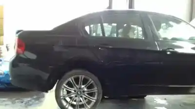 Veículo de Sucata BMW SERIE 3 BERLINA (E90) 320d do ano 2005 alimentado 204D4