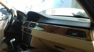 Scrapping Vehicle bmw serie 3 berlina (e90) 320d of the year 2005 powered 204d4