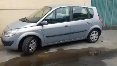 Veicolo di demolizione renault scenic ii 1.9 dci diesel 120 cv / 88 kw dell'anno 2003 alimentato f9q812