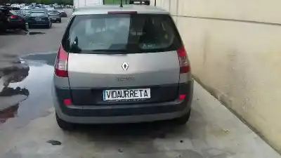 Veicolo di demolizione renault scenic ii 1.9 dci diesel 120 cv / 88 kw dell'anno 2003 alimentato f9q812