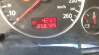 Sloopvoertuig audi a6 berlina (4b2) 3.0 quattro van het jaar 2003 aangedreven 