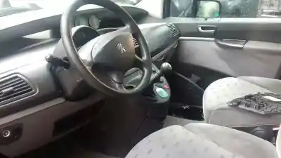 Здавання транспортного засобу peugeot 807 (eb_) 2.0 hdi року 2004 потужний rhtdw10ated4