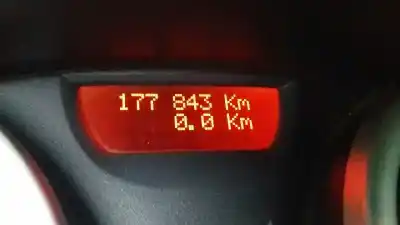 Здавання транспортного засобу renault                                            megane ii sedán (lm0/1_)                                                                                                                                                                                                                                   1.9 dci (lm0g lm1g lm2c) року 2003 потужний f9q b8