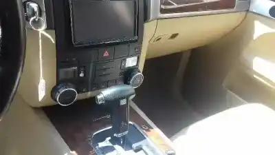 Здавання транспортного засобу volkswagen touareg (7la, 7l6, 7l7) 3.2 v6 року 2003 потужний azz