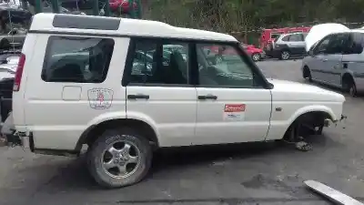 Scrapping Vehicle land rover discovery td5 e of the year 2002 powered 15p