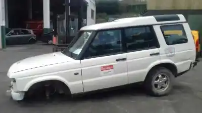 Scrapping Vehicle land rover discovery td5 e of the year 2002 powered 15p