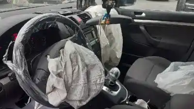 Veículo de Sucata volkswagen jetta (1k2) advance do ano 2007 alimentado bkd