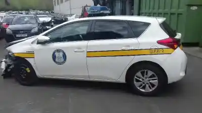 Утилизация автомобиля toyota auris 1.8 16v (híbrido) года 2014 питание 2zr