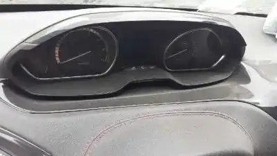 Veicolo di demolizione peugeot                                            208                                                                                                                                                                                                                                                        gti                                                                                                                                                                                                                                                        dell'anno 2017 alimentato 5g04