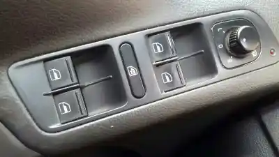Sloopvoertuig volkswagen tiguan (5n1) country van het jaar 2008 aangedreven cbab
