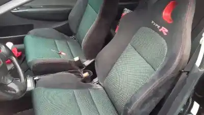 Veículo de Sucata honda civic berlina 3 (ep1/2) 2.0 cat do ano 2002 alimentado k20a2