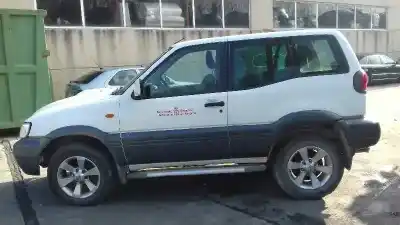 Véhicule à la ferraille nissan terrano ii (r20) 3.0 di 4wd de l'année 2006 alimenté zd30