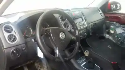 Sloopvoertuig volkswagen tiguan (5n1) country van het jaar 2008 aangedreven cbab