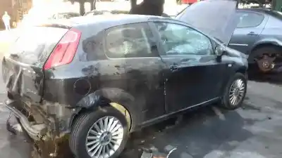 Véhicule à la ferraille fiat grande punto (199_) 1.3 d multijet (199.axd11, 199.axd1a, 199.axd1b,... de l'année 2005 alimenté 199a3000