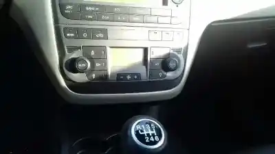 Véhicule à la ferraille fiat grande punto (199_) 1.3 d multijet (199.axd11, 199.axd1a, 199.axd1b,... de l'année 2005 alimenté 199a3000