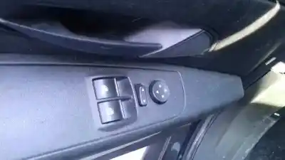 Véhicule à la ferraille fiat grande punto (199_) 1.3 d multijet (199.axd11, 199.axd1a, 199.axd1b,... de l'année 2005 alimenté 199a3000