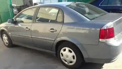Sloopvoertuig opel vectra c berlina 1.9 16v cdti cat (z 19 dth / lrd) van het jaar 2004 aangedreven z19dth
