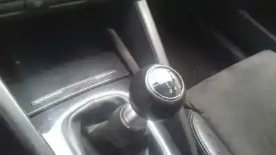 Veículo de Sucata audi a3 (8p) 2.0 16v fsi do ano 2003 alimentado axw