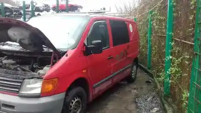 Veículo de Sucata mercedes-benz vito (w638) combi 110 d euro 2 (638.174) do ano 1998 alimentado 601d23la