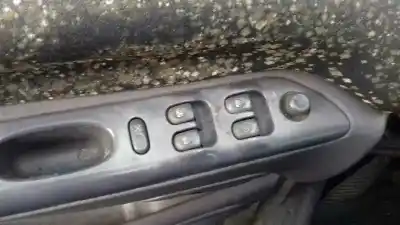 Veículo de Sucata renault espace /grand espace (je0) 2.2 dci initiale (je0k/s) do ano 2002 alimentado g9t a7