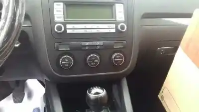 Véhicule à la ferraille volkswagen golf v berlina (1k1) 1.9 tdi de l'année 2012 alimenté bxe