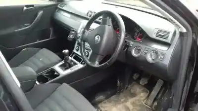 Véhicule à la ferraille volkswagen passat berlina (3c2) sportline de l'année 2005 alimenté bkp