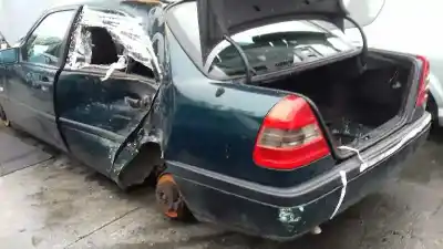 Verschrottungsfahrzeug mercedes-benz clase c (w202) berlina 1.8 16v cat des jahres 1996 angetrieben 111920