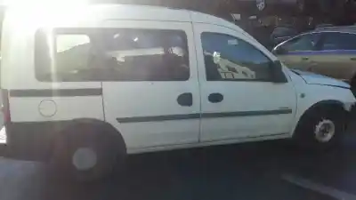 Vehicul casat opel                                               combo                                                                                                                                                                                                                                                      familiar                                                                                                                                                                                                                                                   al anului 2003 alimentat y17dt