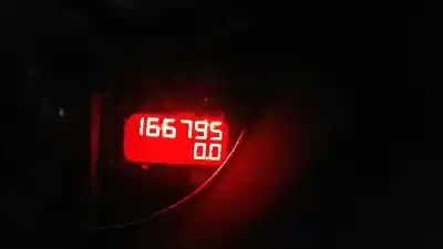 Verschrottungsfahrzeug alfa romeo 147 (190) 1.6 16v cat des jahres 2004 angetrieben ar32104