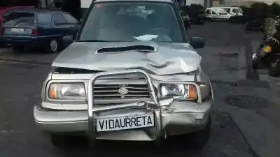 Veicolo di demolizione SUZUKI                                             VITARA SE/SV (ET)                                                                                                                                                                                                                                          1.9 Diesel                                                                                                                                                                                                                                                 dell'anno 2000 alimentato DHX