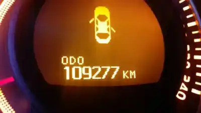 Veículo de Sucata toyota auris 2.2 d-cat do ano 2009 alimentado 2adfhv